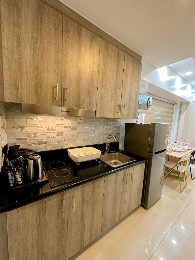 Chen'S Cozy 2Bedroom @ Coast Residences Манила Экстерьер фото